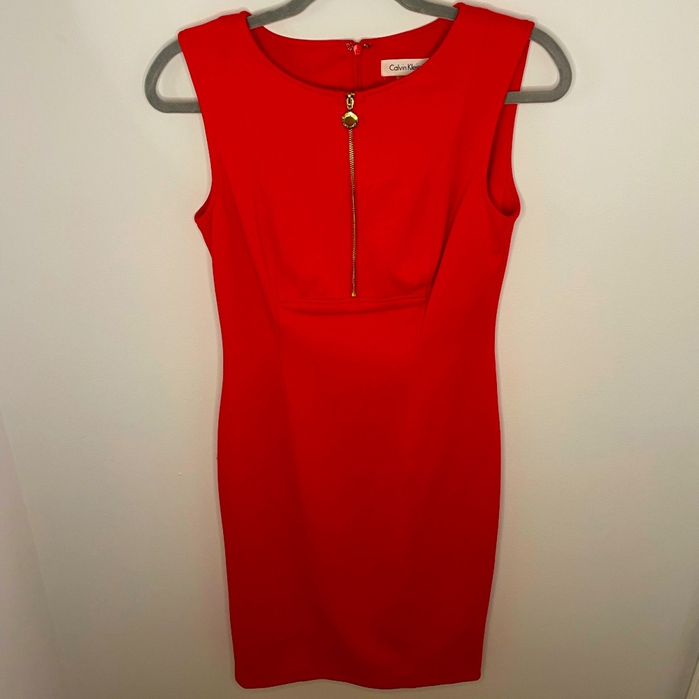 Bright Red Calvin Klein Body Con Dress Gold Zipper Women’s Size 4